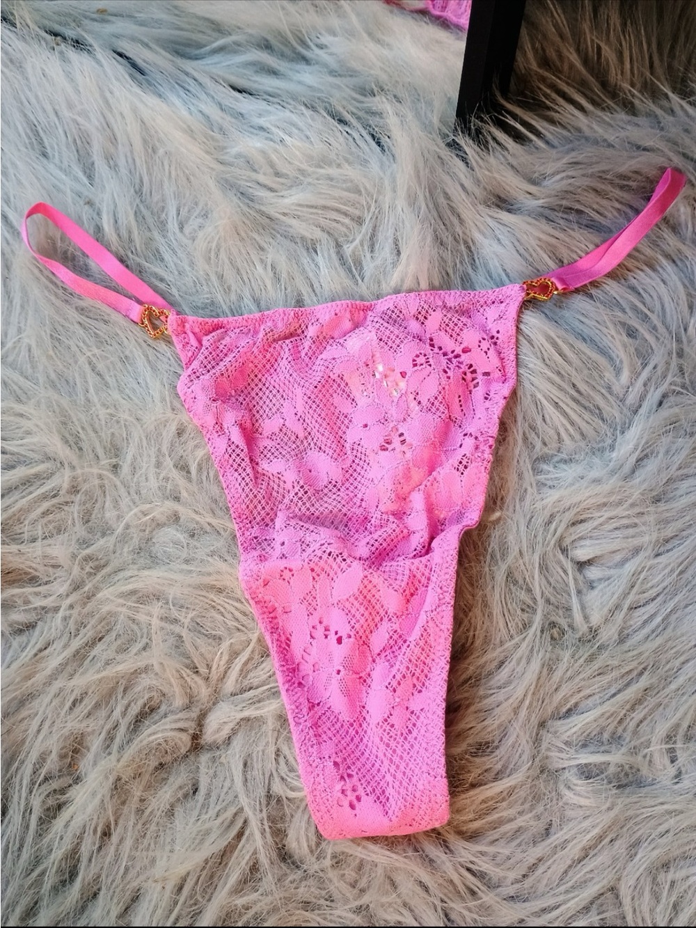 Victoria’s Secret Pink Lace Thong, Heart with crystals